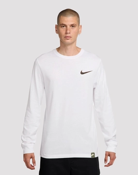 Nike Sportswear Club Long-Sleeve Tee Embroidered fashion Preppy style items
