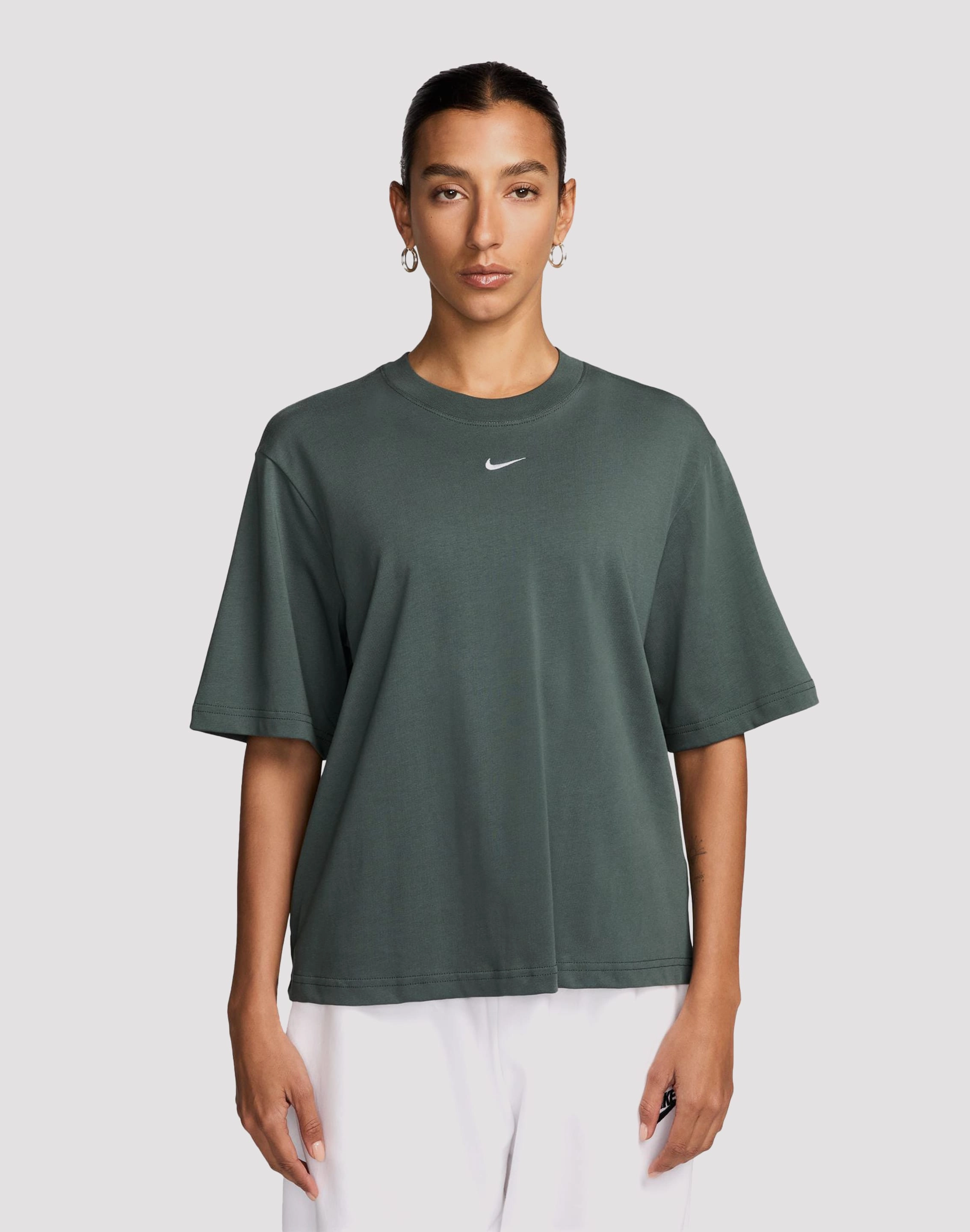 Fashion for all body types Nike Sportswear Essential Boxy Tee Free shipping offers