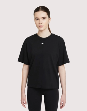 Nike Sportswear Essentials Boxy Tee Fashion bloggers' picks Fashion for all ages