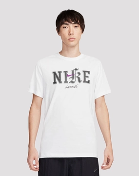 Nike Sportswear HBR DNA White Tee Athleisure fashion Fashion on sale