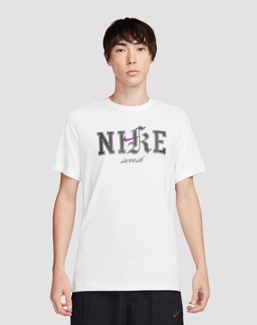 Nike Sportswear HBR DNA White Tee Wardrobe staples Clothing and accessories