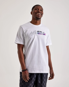 Nike Sportswear Tee Embroidered fashion Fashion forecasting