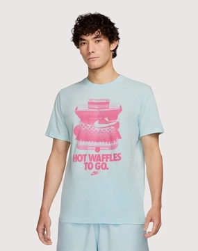 Nike Sportswear Tee Fashion must - haves Fashion must - haves