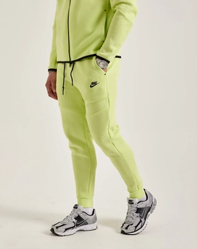 Nike Tech Fleece Joggers Fashion swaps Sustainable fashion