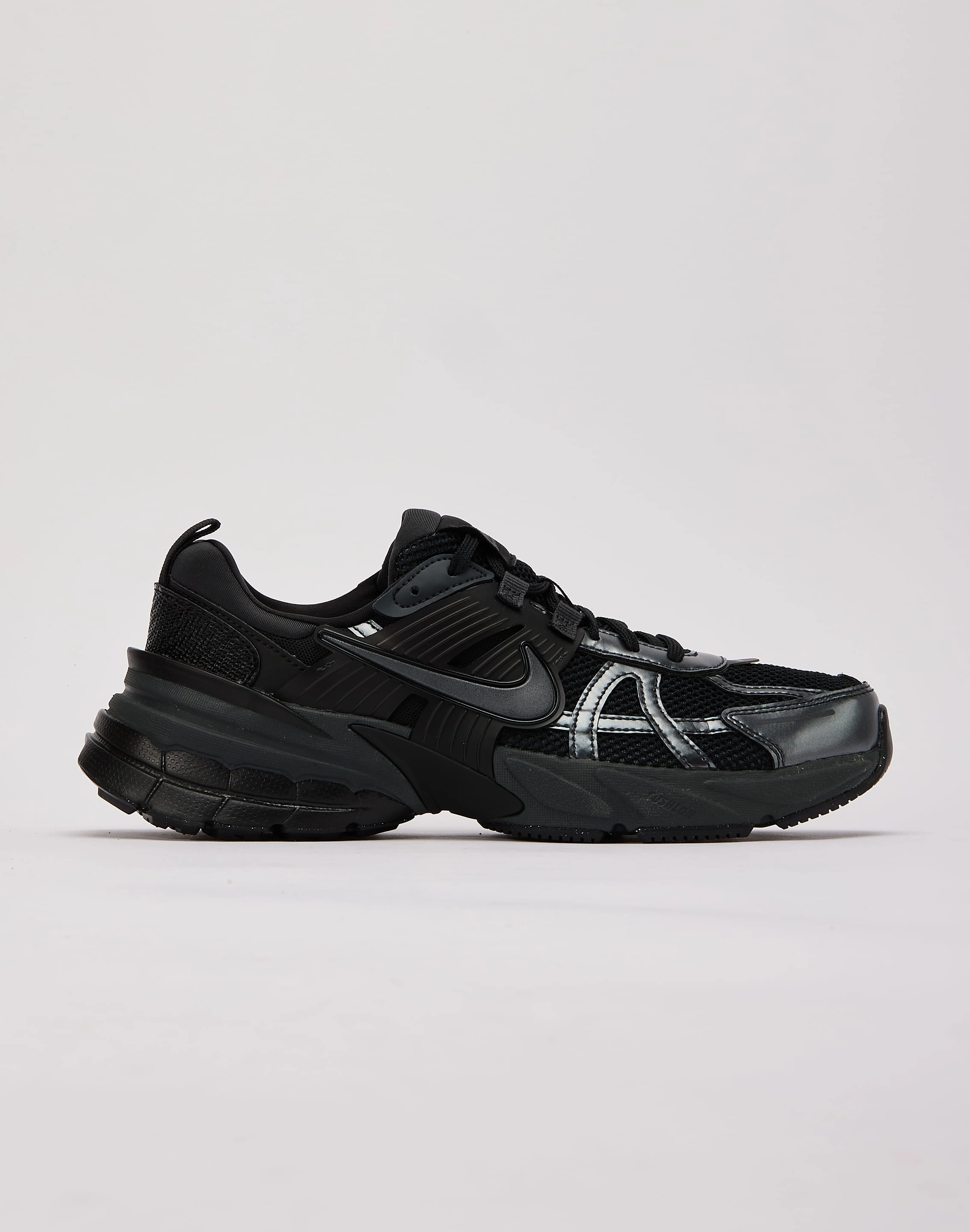 Nike V2K Run Fashion on sale Embroidered fashion