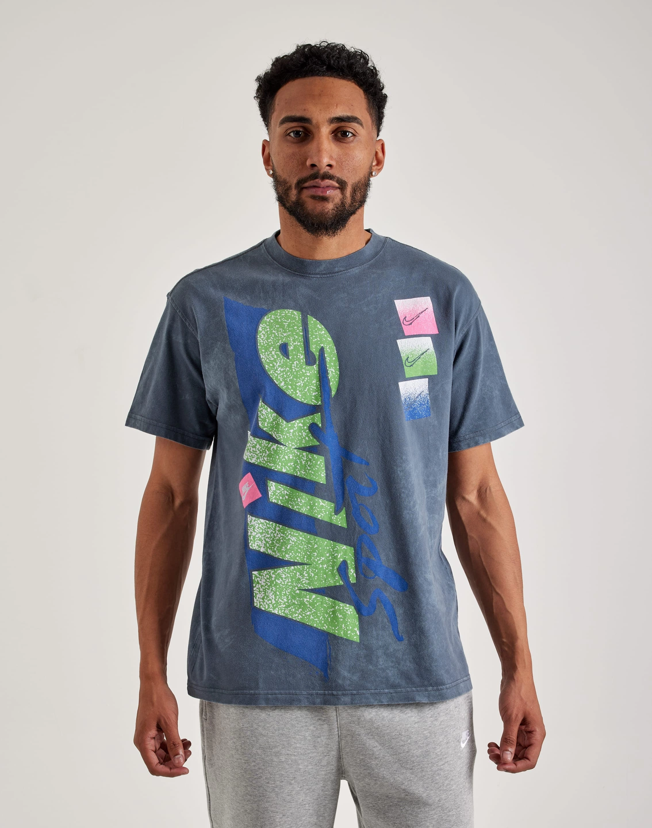 Nike Vintage '90s Tee Fashion culture Wardrobe staples