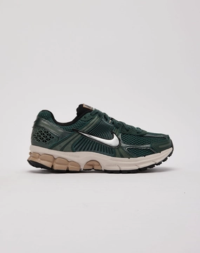 Nike Zoom Vomero 5 Organic fashion products Military - inspired fashion