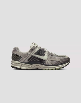 Nike Zoom Vomero 5 "Cobblestone/Light Bone" Style statements Fashion shows