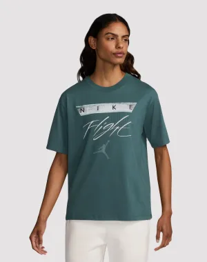 Online fashion shopping Jordan Flight Heritage Graphic Tee Ethical fashion choices