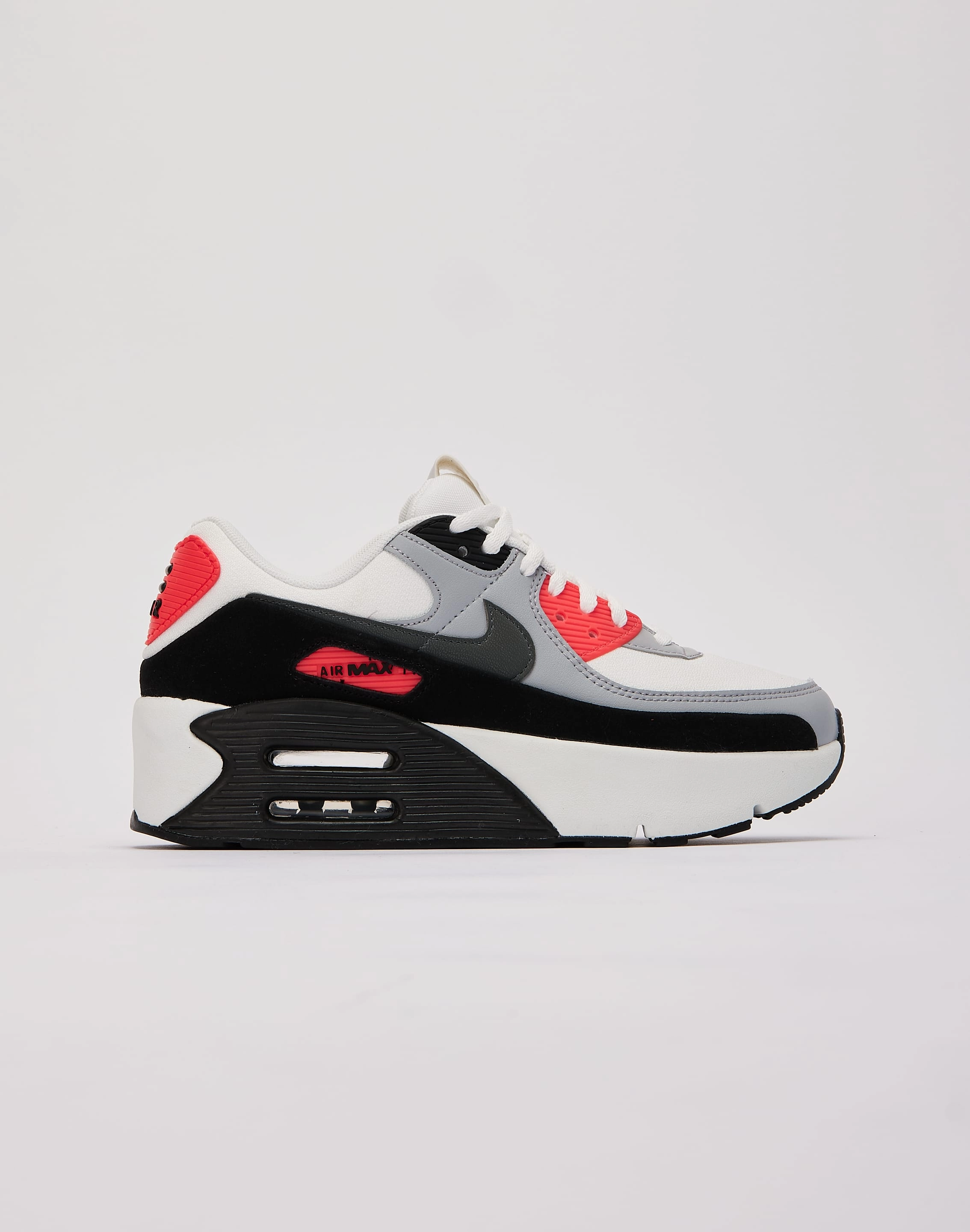 Organic fashion products Nike Air Max 90 LV8 Fashion collections
