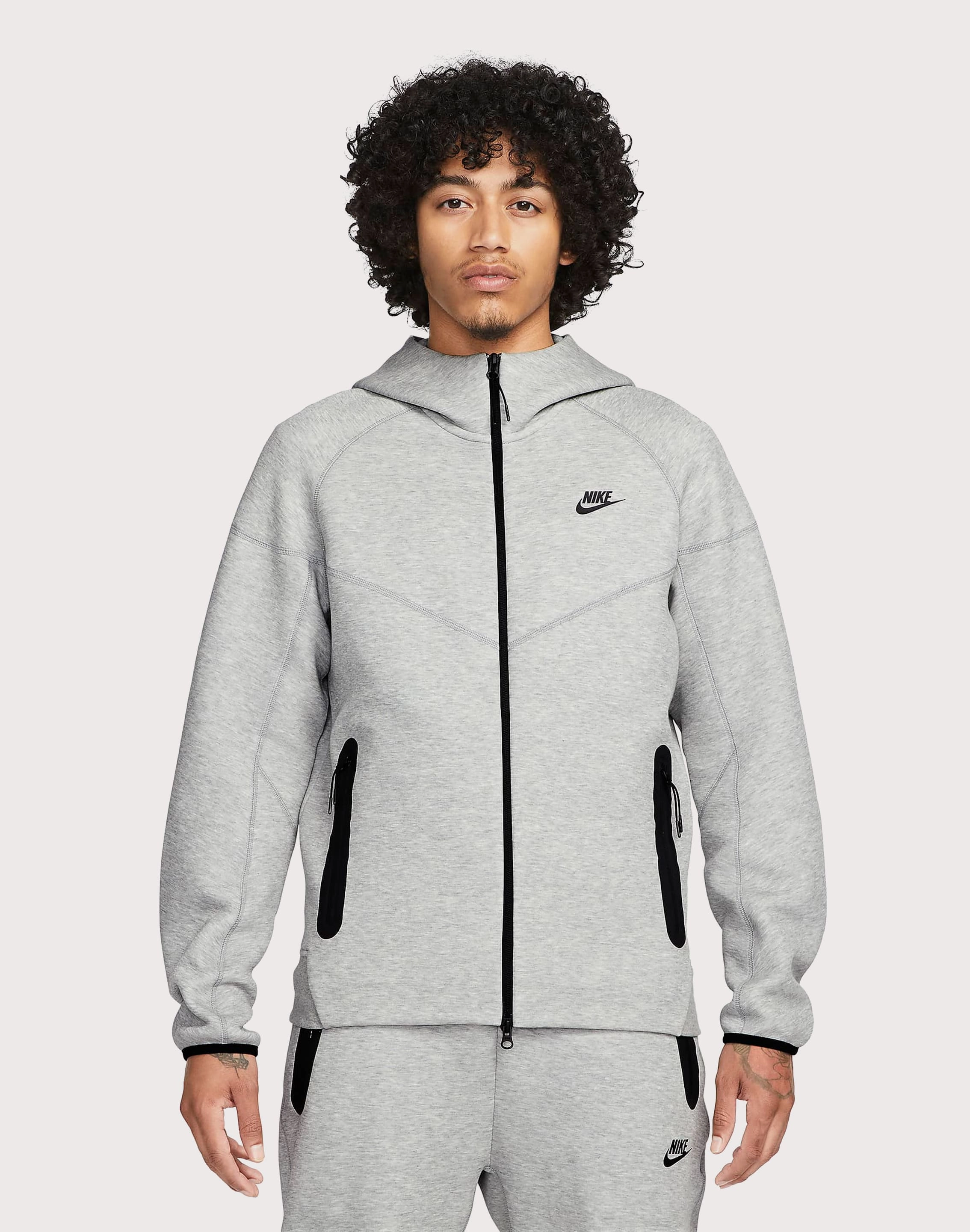 Retro fashion finds Nike Tech Fleece Windrunner Full-Zip Hoodie Retro fashion finds