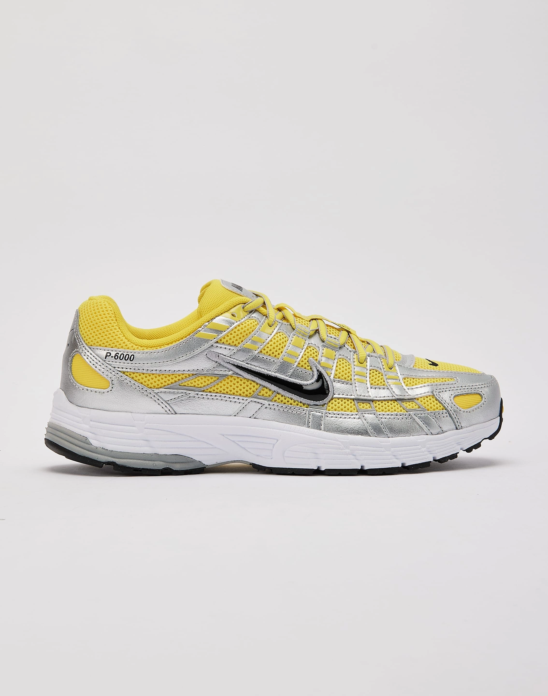 Recycled fashion materials Nike P-6000 Fashion swaps