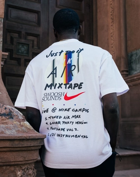 Retro fashion finds Nike Max90 Tee Fashion influencers' recommendations