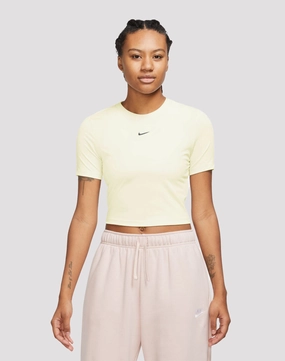 Silk - fabric fashion Nike Sportswear Essential Slim Cropped Tee Online fashion shopping