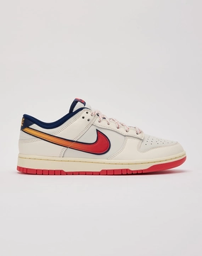 Smart casual wear Nike Dunk Low 'Retro Lettering' Organic fashion products