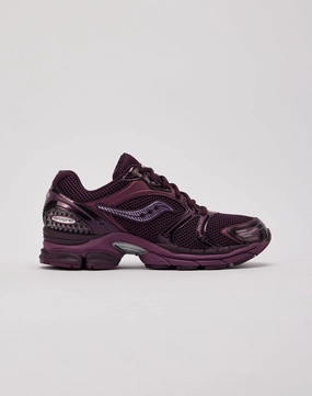 Swimwear selections Saucony ProGrid Triumph 4 Sustainable fashion