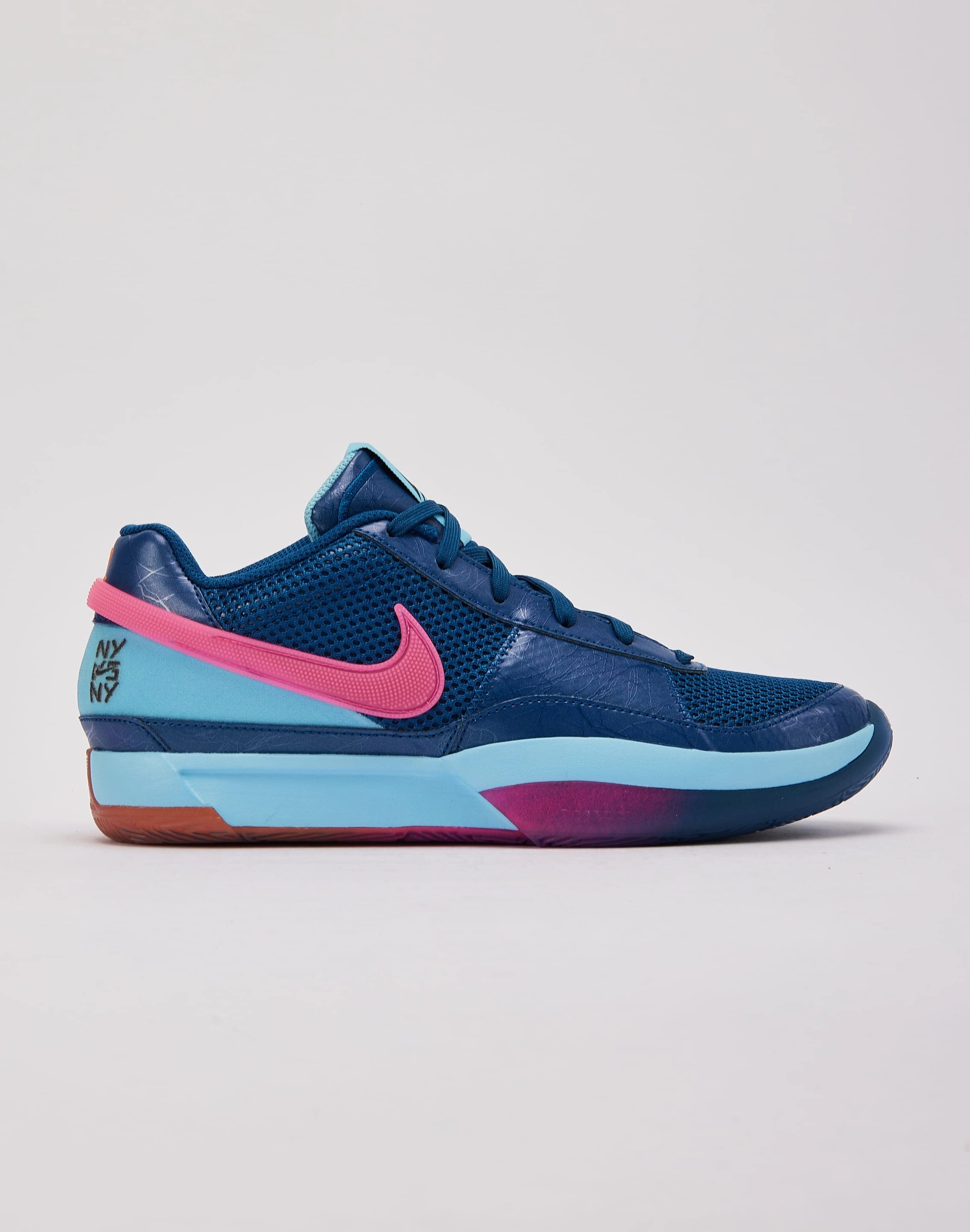Vintage - inspired fashion Nike Ja 1 'NY x NY' Lace - detailed fashion
