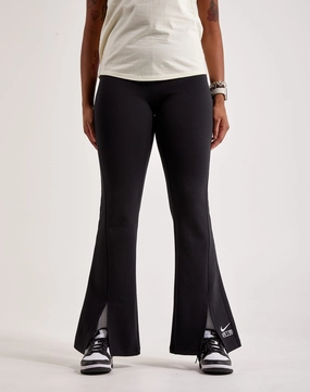 Wardrobe staples Nike Air High-Rise Leggings Fashion photography