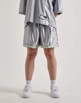 Wardrobe staples Nike Loose Graphic Shorts Fashion photography